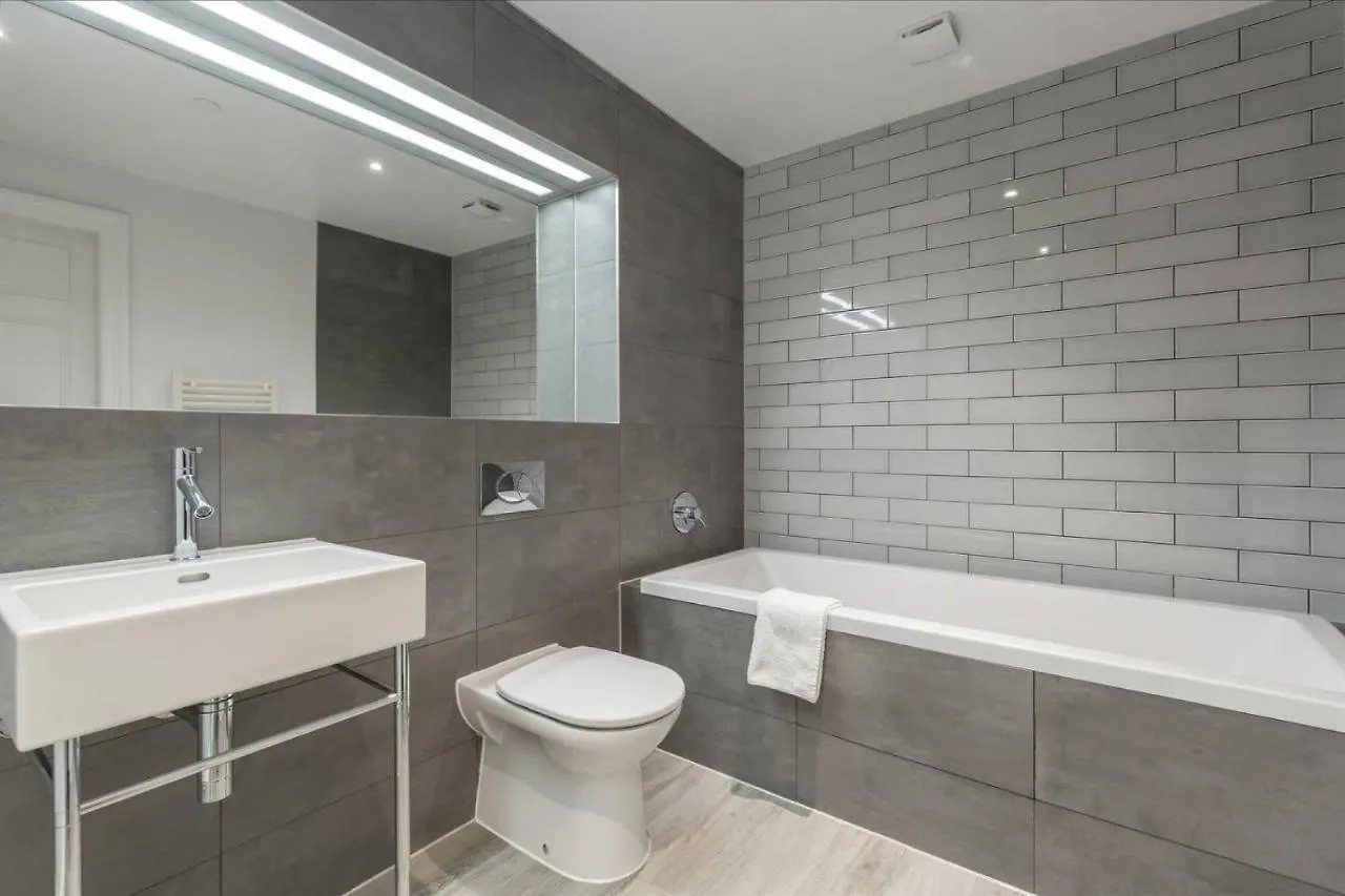 Joivy Luxurious 2Br Home Near Haymarket Station Edinburgh