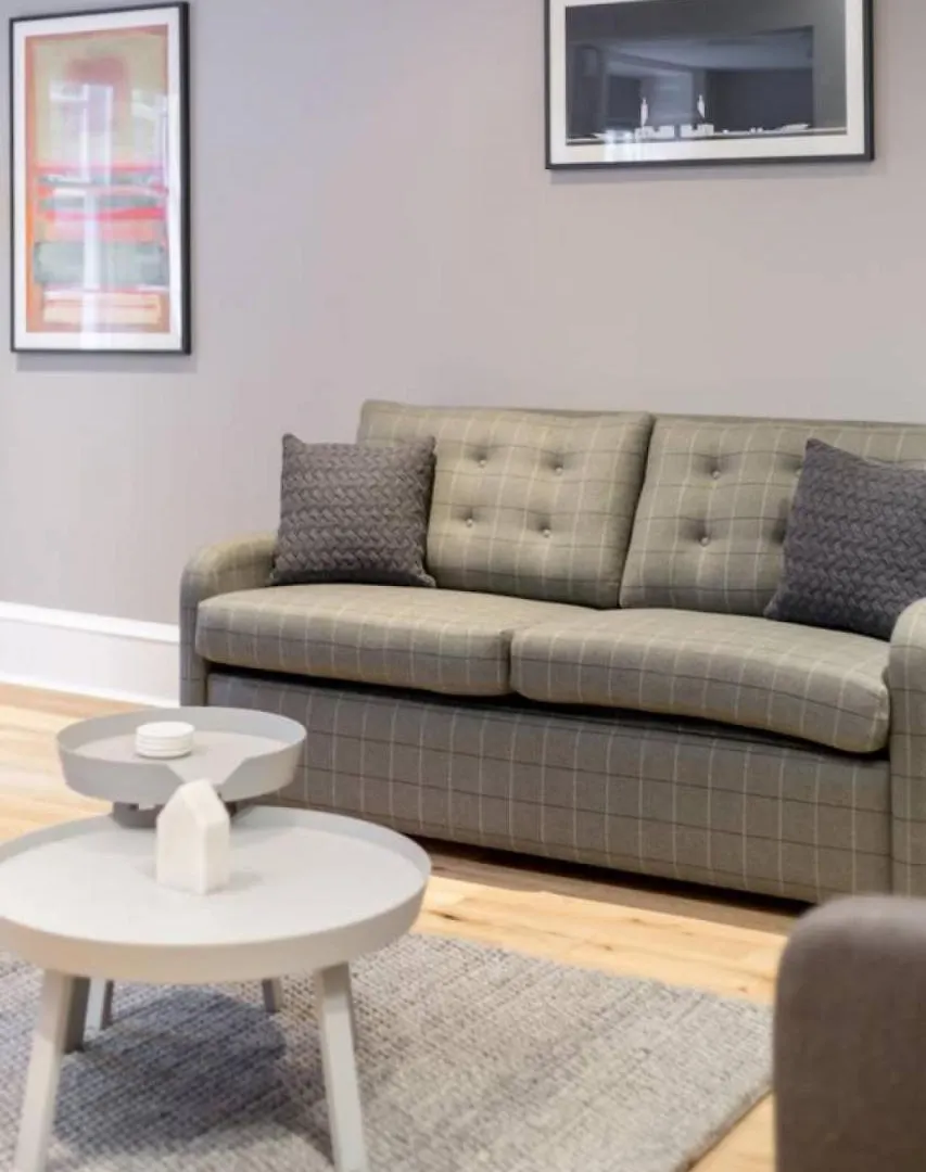 Joivy Luxurious 2Br Home Near Haymarket Station Edinburgh